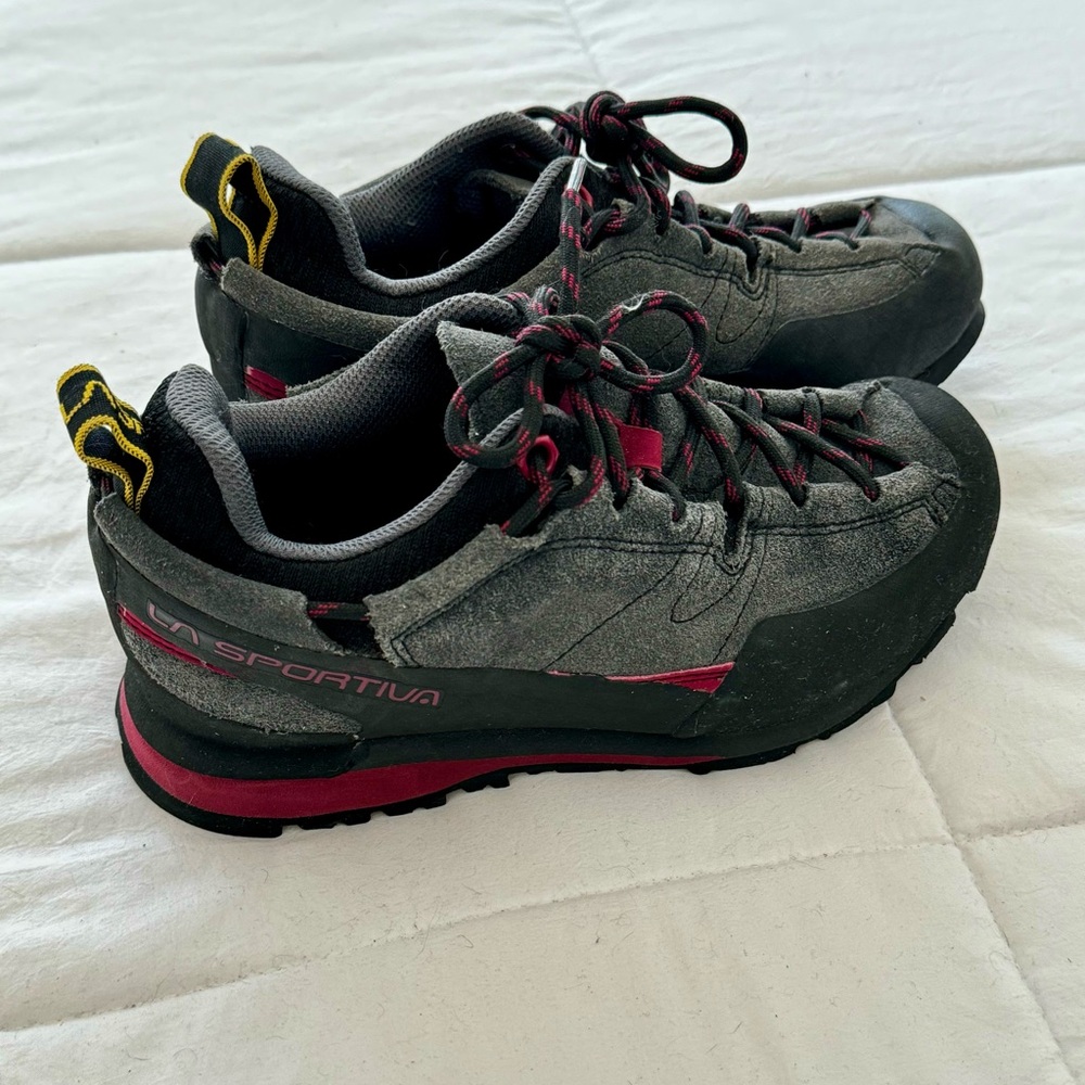 Women’s La Sportiva Boulder X Approach Shoes - Si… - image 1